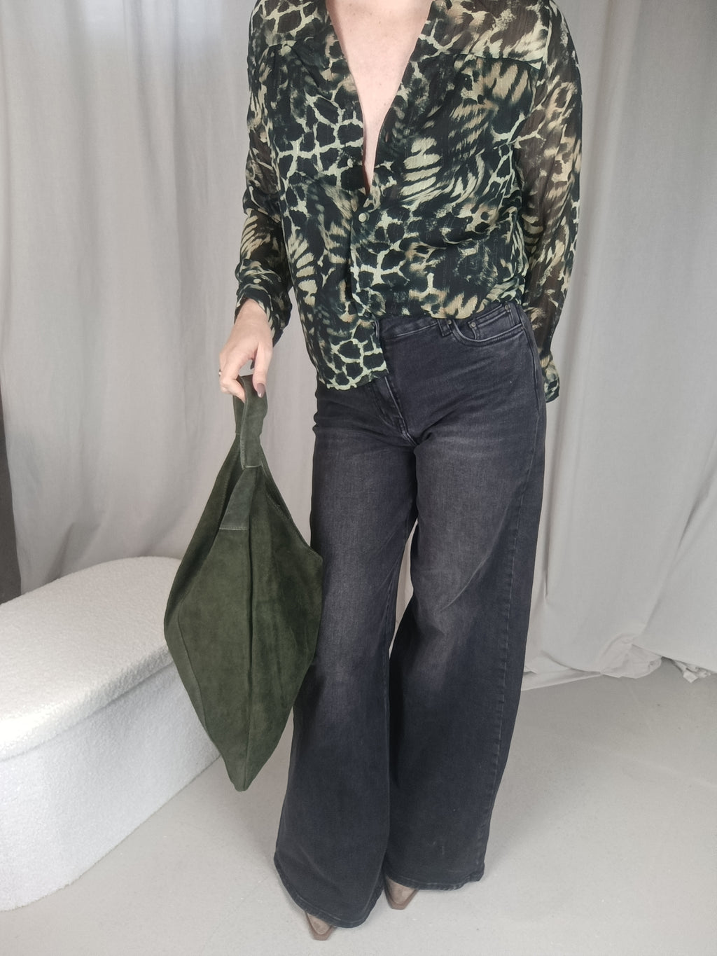 LÉONIE - Sac hobo en cuir